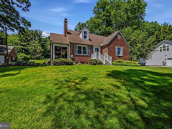 4th image of 509 Southwood Rd