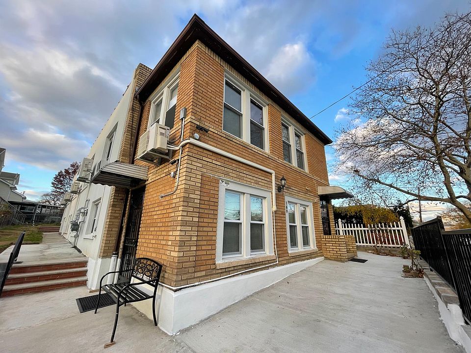 1st image of 169 Cedar Ave Floor 1