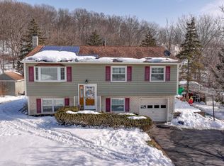 14 Capital Drive, Washingtonville, NY 10992