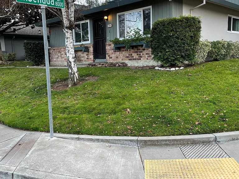 2288 Segundo Ct #1 — Photo 3