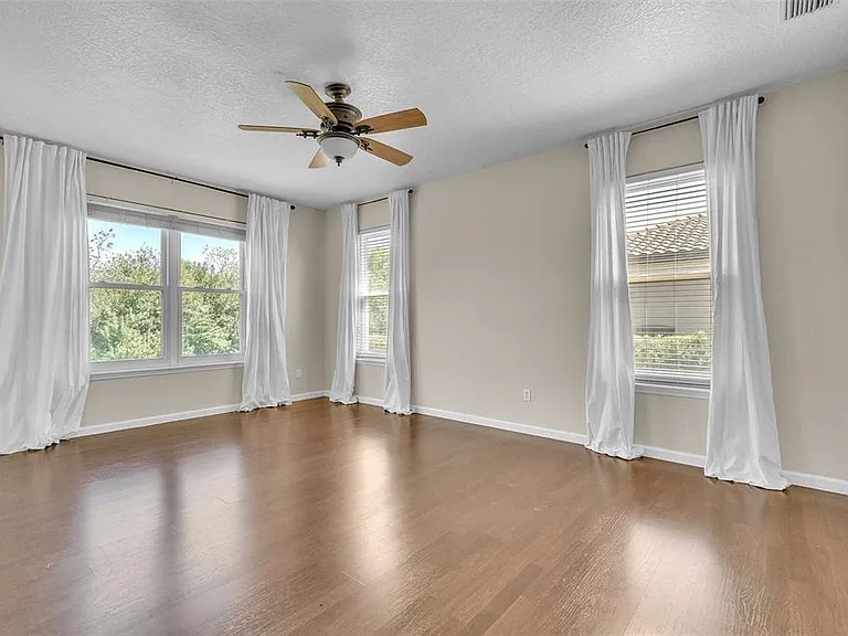 4617 Patricia Ann Ct — Photo 14