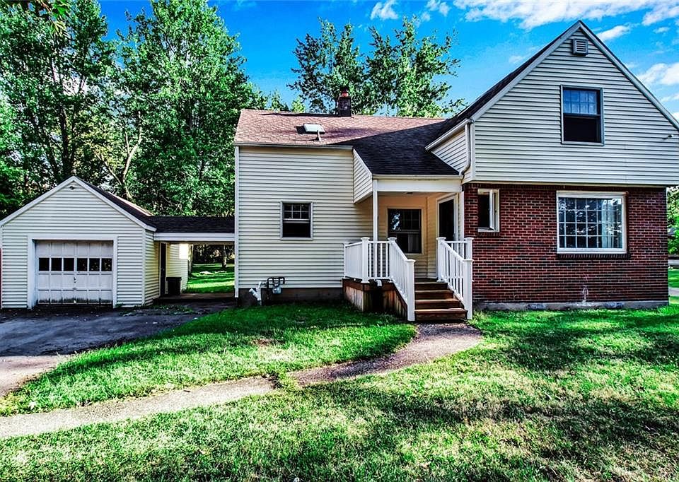 1st image of 8441 Sheridan Dr