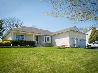 3 Chestnut Trl, Flemington, NJ 08822