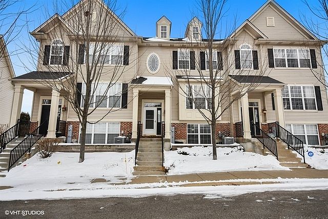 1st image of 17 Melrose Ct
