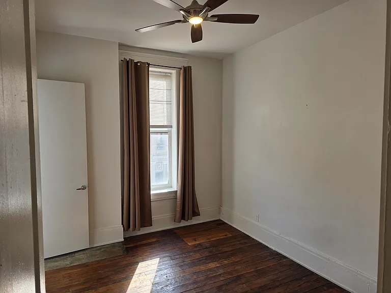 101 W Elder St #201 — Photo 12