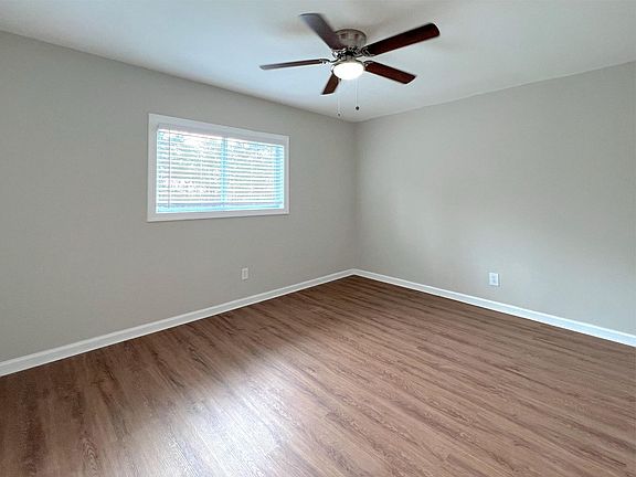3rd image of 531 Gresham Park Dr APT C