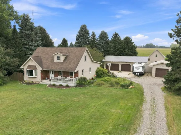 975 N Banner Rd, Sandusky, MI 48471