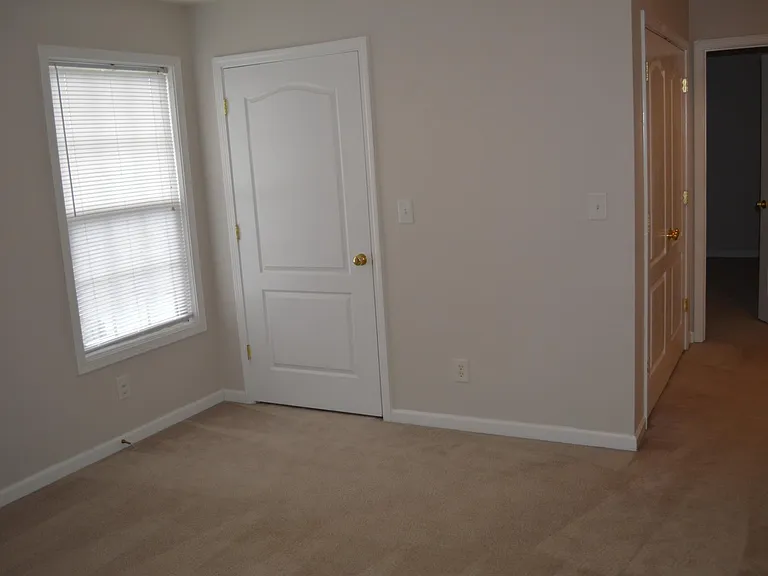 3221 Sweet Clover Ln — Photo 5