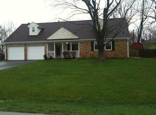 383 Lea Ln, Greenwood, IN
