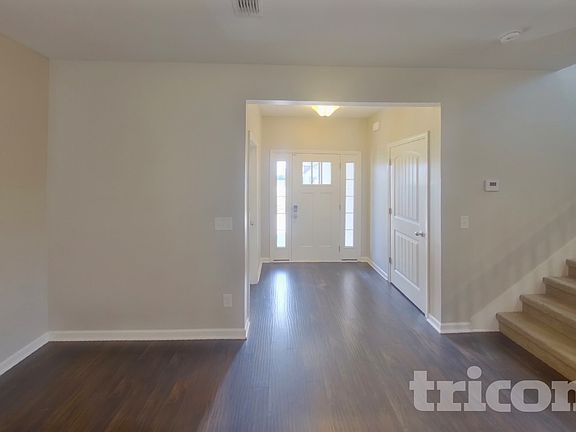 2nd image of 604 Eagle View Dr