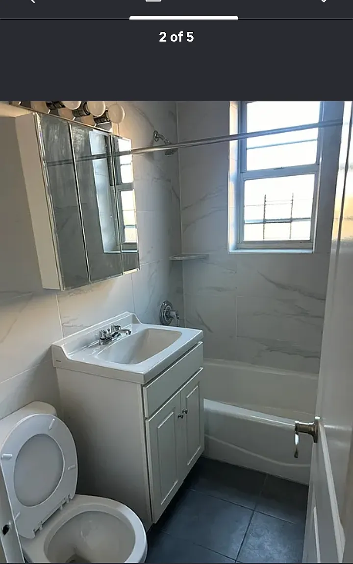 Studio, 550 sqft, $1,825 — Photo 2