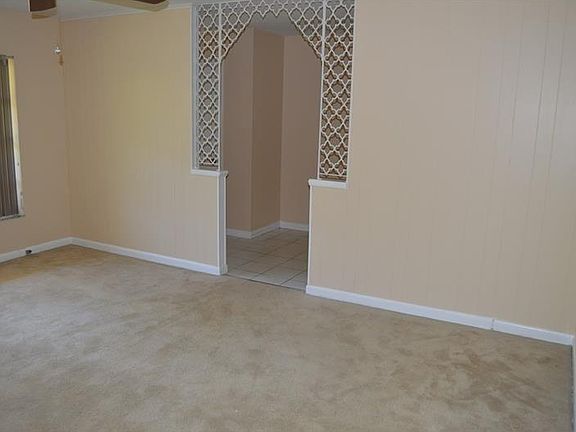 5th image of 9024 Lake Hope Dr