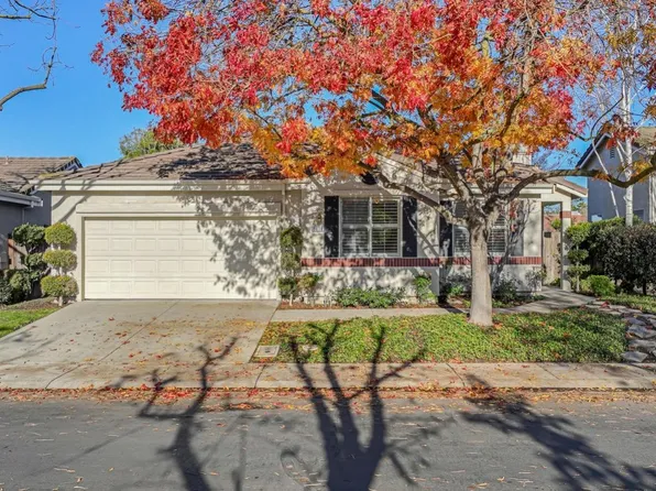 3070 Carousel Cir, Stockton, CA 95219