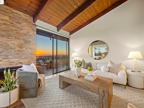 12 Sereno Cir, Oakland, CA 94619