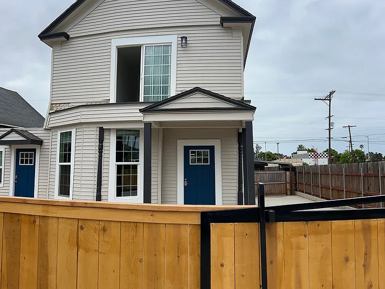 3019 Logan Ave #C — Photo 2