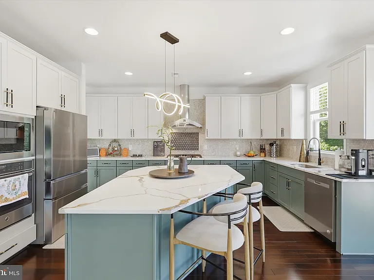 42522 Stratford Landing Dr — Photo 12