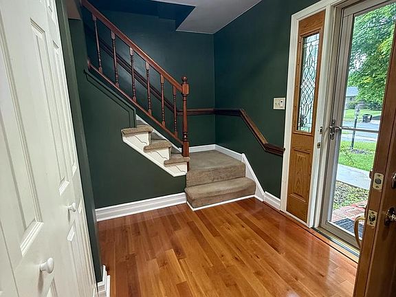 5th image of 104 Harvest Ln