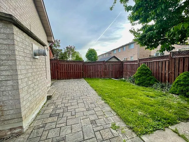 3813 Ridgepoint Way — Photo 30