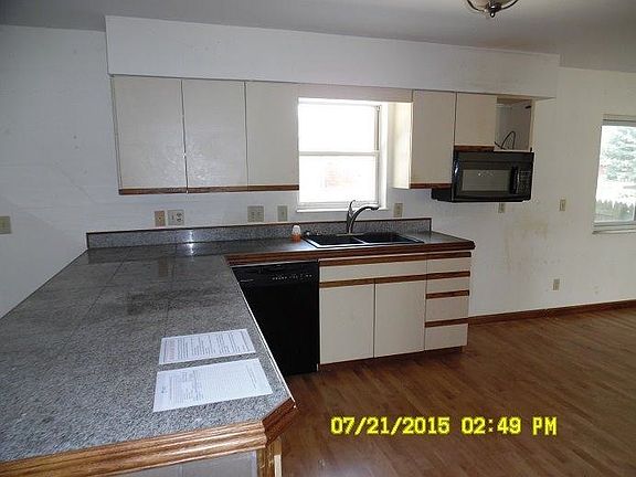 3rd image of 5450 Dellbrook Dr