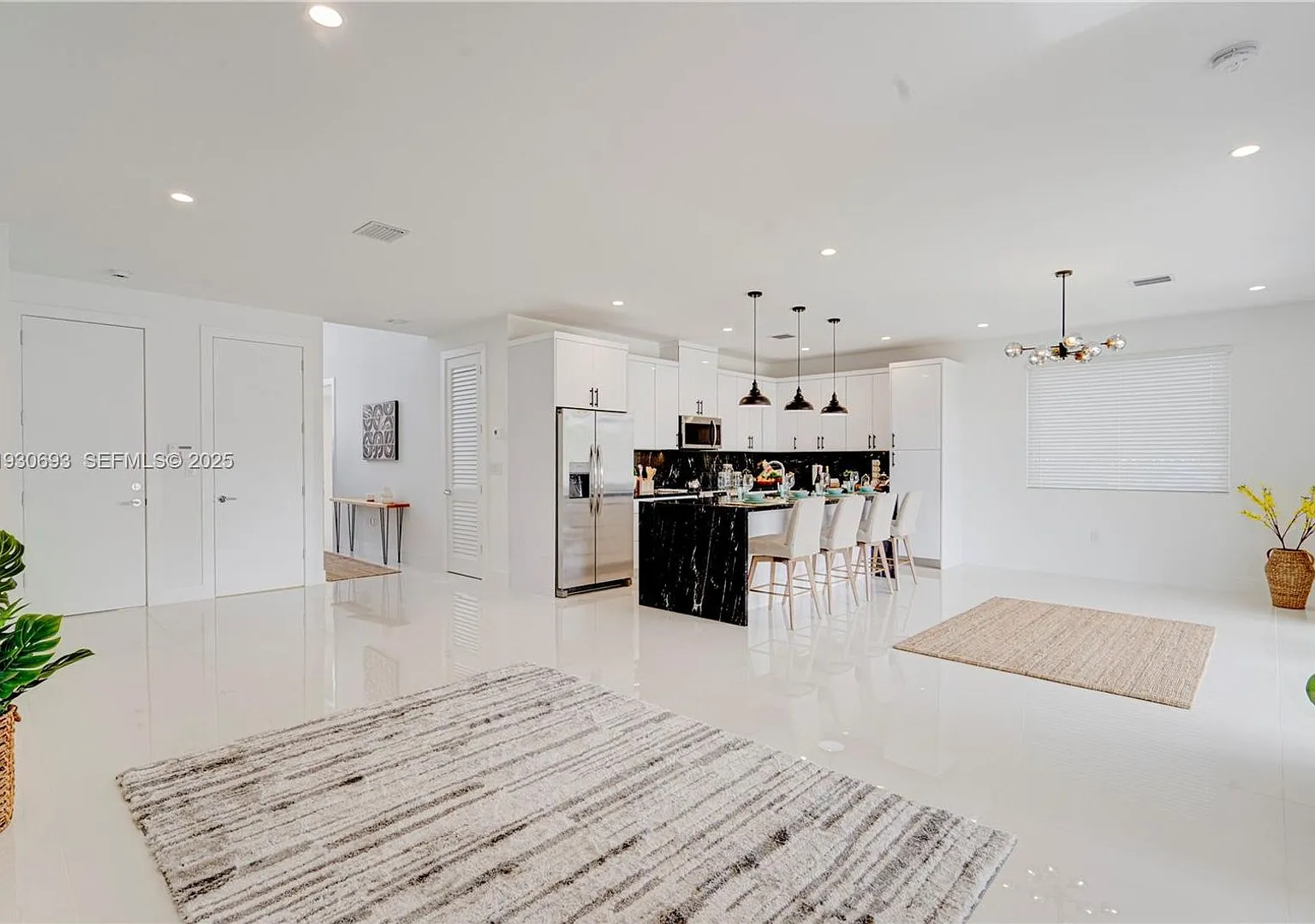 1805 NW 22nd Court 1805, Miami, FL 33125 — Photo 3
