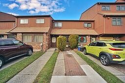 1st image of 39 Pamela Ln #1