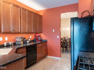 1017 Buckingham Dr #9, Thorofare, NJ 08086