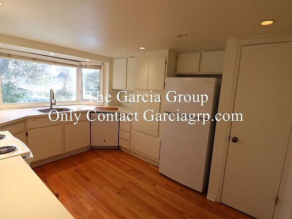 3rd image of 1493 SW 66th Ave