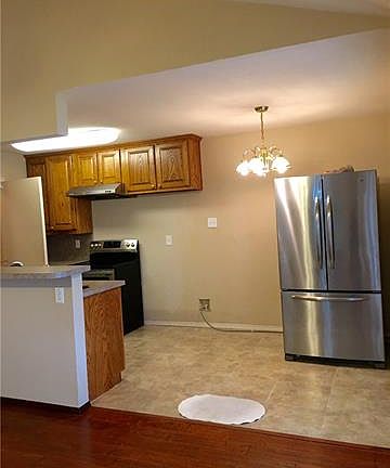 5th image of 1903 Trailridge Dr