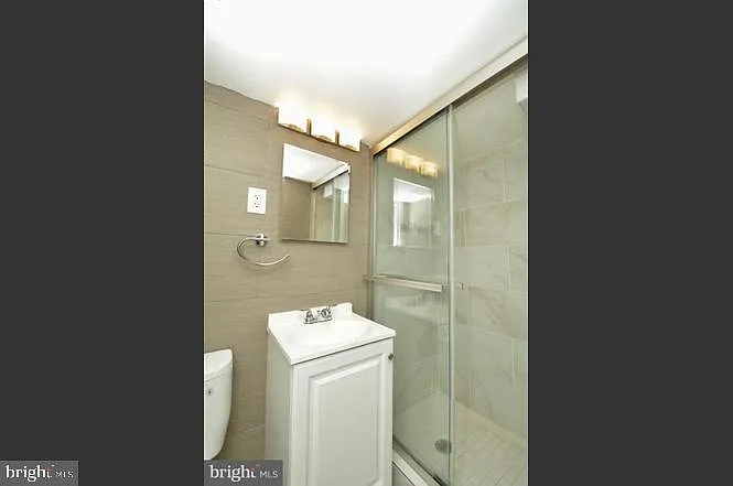 2602 S Troy St — Photo 19