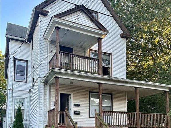 27 Union St APT 2