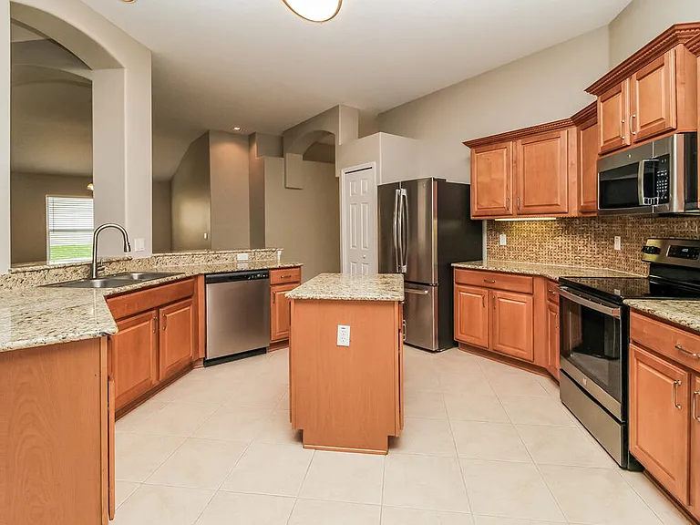 30700 Pga Dr — Photo 8