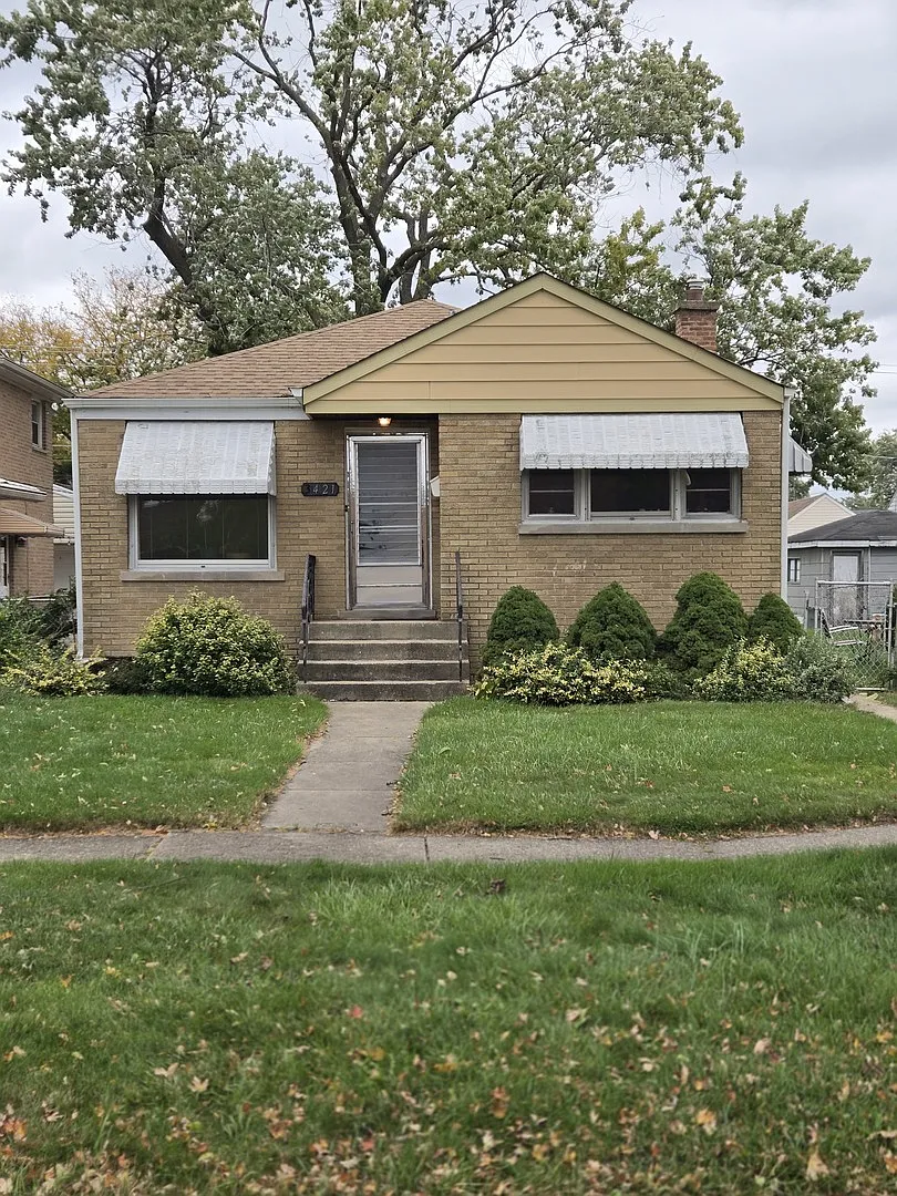3421 Sunset Ln photo 1