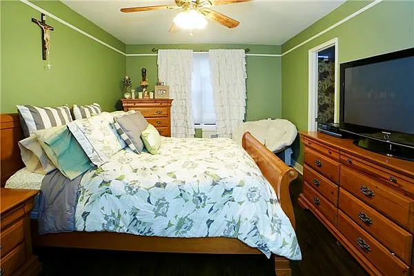 Sold by Coldwell Banker Reliable Real Estate | media 19