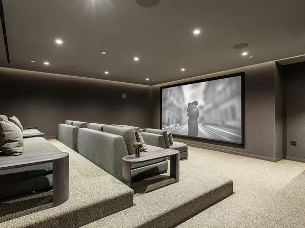 33 Park Row image 22 of 25