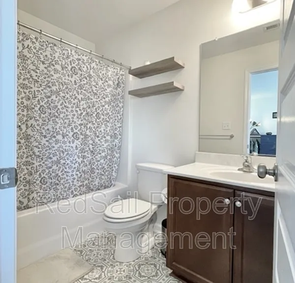 559 Red Hill Rd — Photo 13