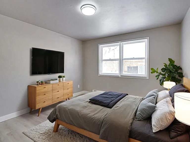 Meadow View East — Photo 86