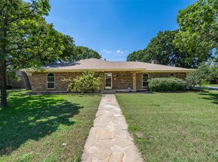 2012 Arlena Dr, Arlington, TX 76012