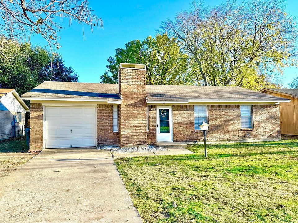 1st image of 504 Campbell Ln