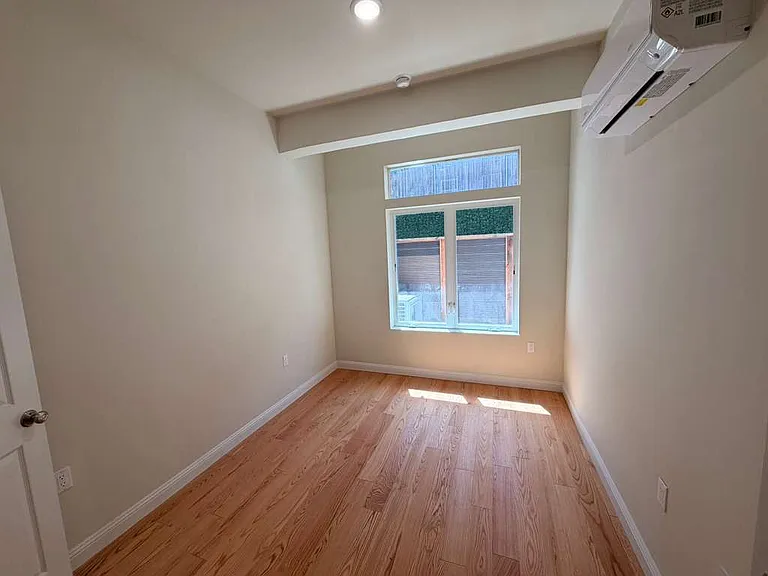 411 Fairmount Avenue — Photo 37