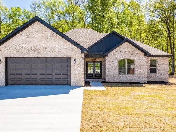 385 Mayberry Dr, Cabot, AR 72023