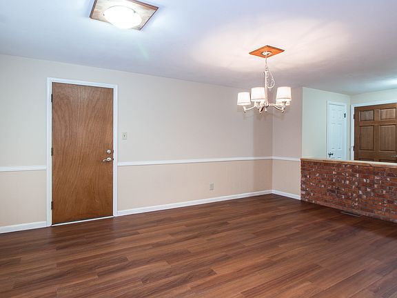 5th image of 1165 Landsdale Dr