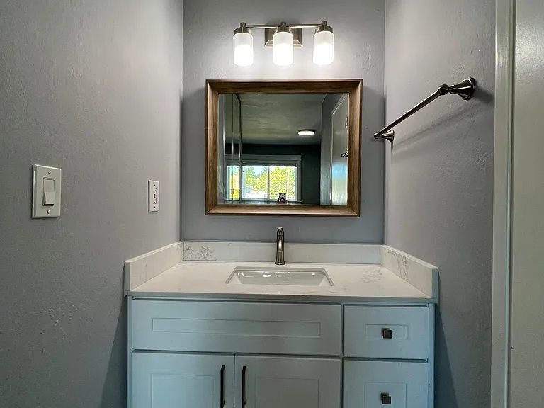 303 Ulmer Ct #10 — Photo 21