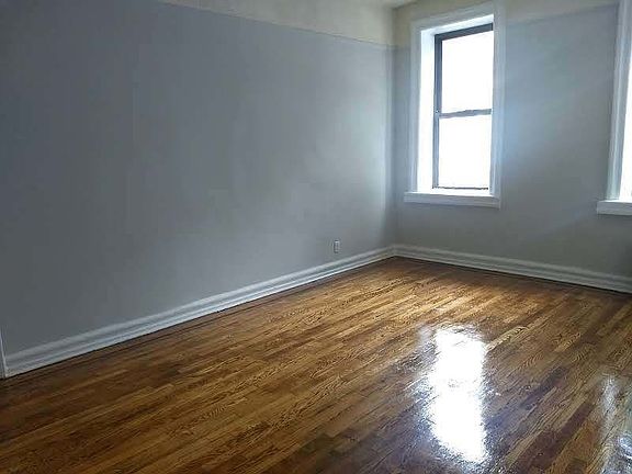 3rd image of 1014 55th St #3