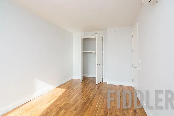 Rented by Fiddler Realty | media 8