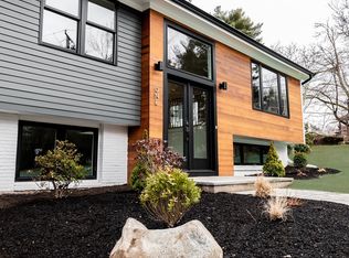 1 Peterson Rd, Natick, MA 01760