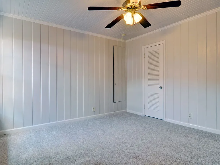 2409 Horne St — Photo 16