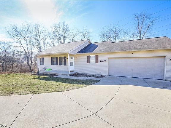 2nd image of 2909 Circleview Dr NW