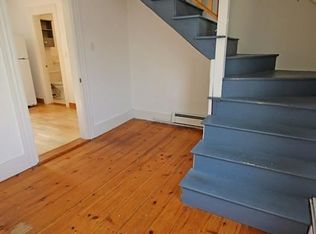 8 Becket St APT 2, Salem, MA 01970