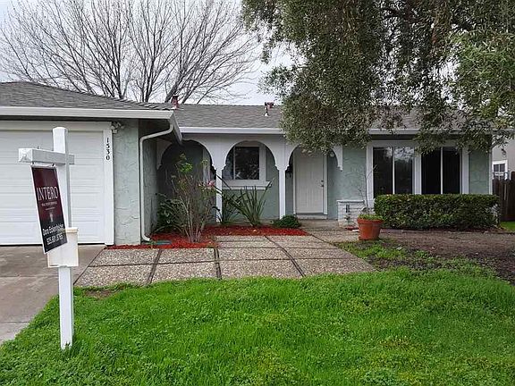 3rd image of 1530 Ventura Dr