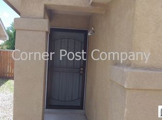 7712 Crepe Myrtle Rd SW, Albuquerque, NM 87121